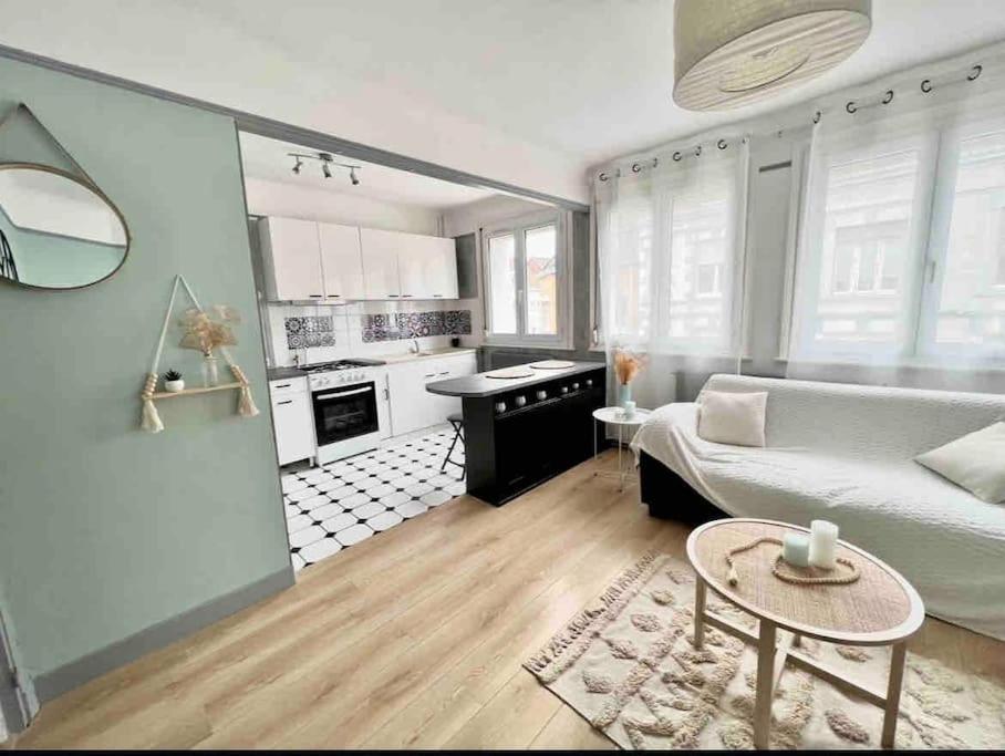 Le Cosy Apartment Calais Ngoại thất bức ảnh
