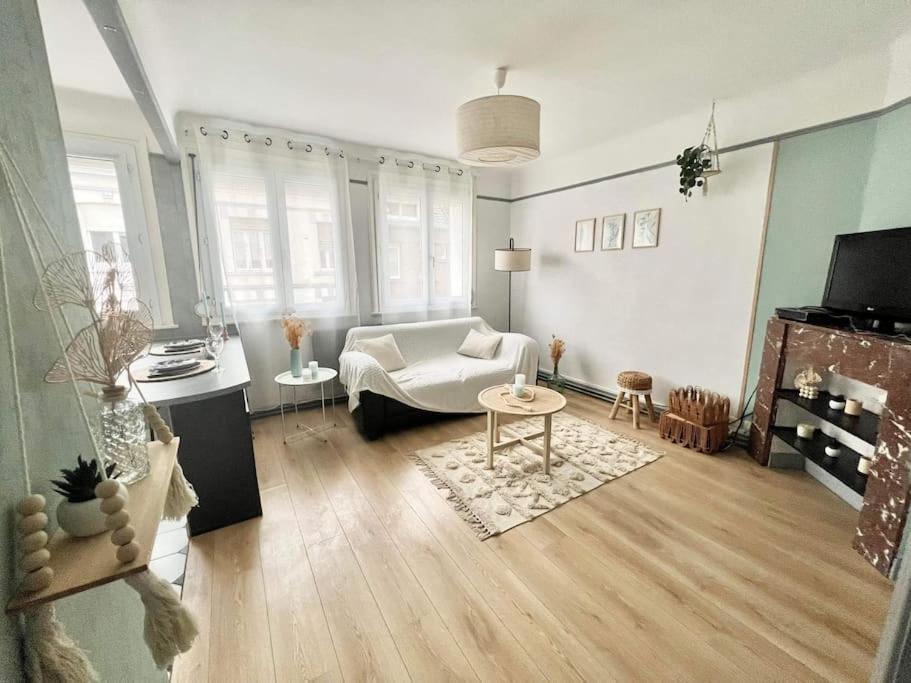 Le Cosy Apartment Calais Ngoại thất bức ảnh
