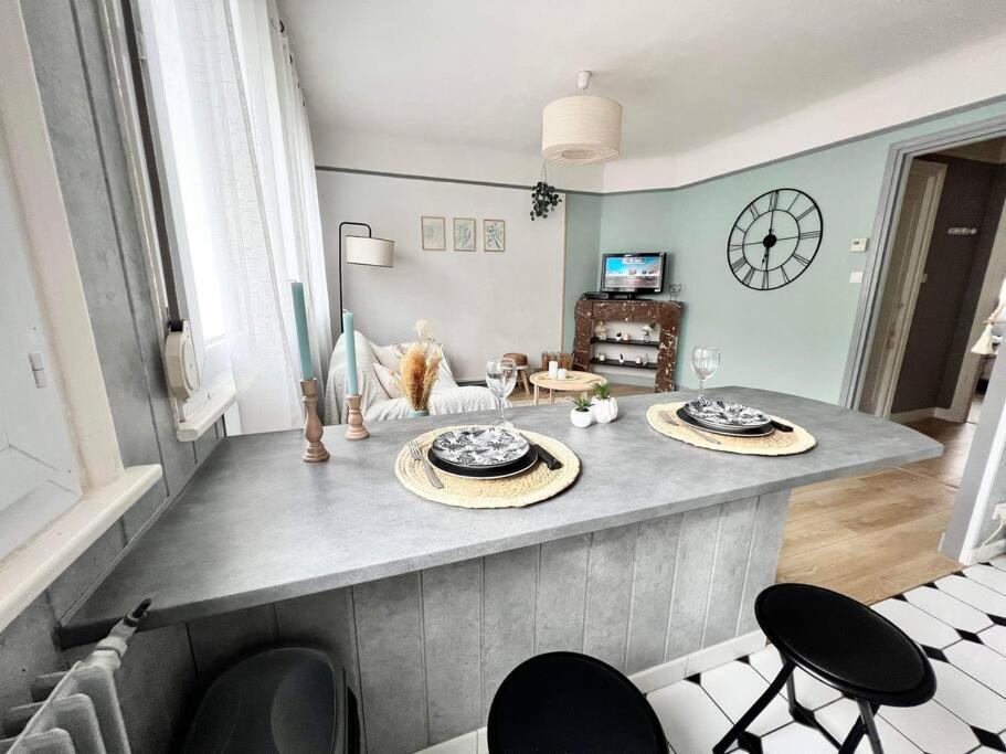 Le Cosy Apartment Calais Ngoại thất bức ảnh